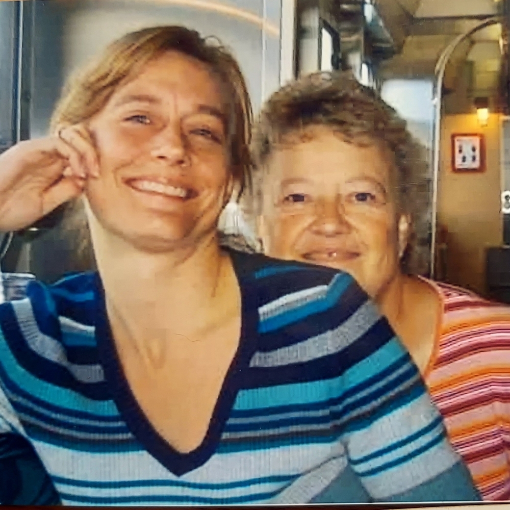 Meet your Posher, Sandi